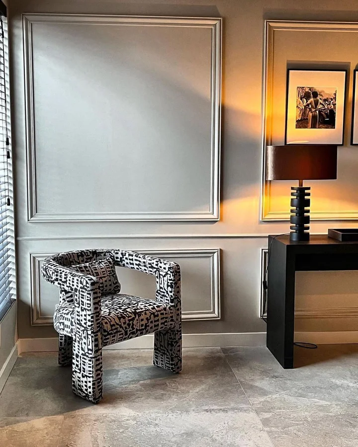 Плинтус / SX163 SQUARE