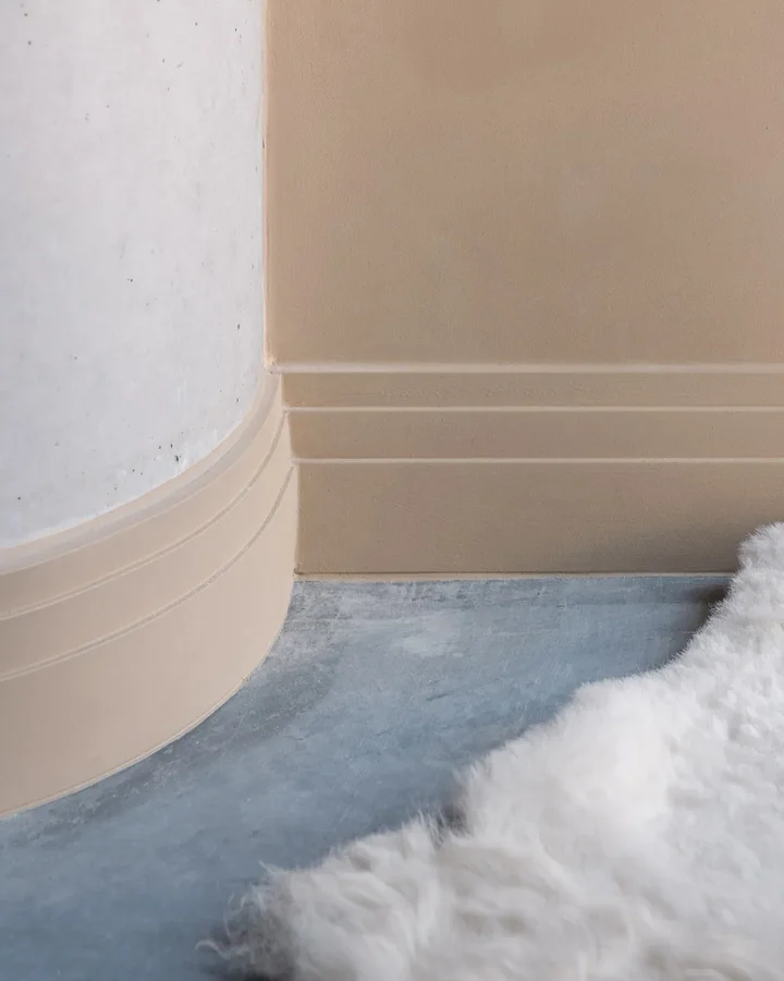 Плинтус / SX180 HIGH LINE