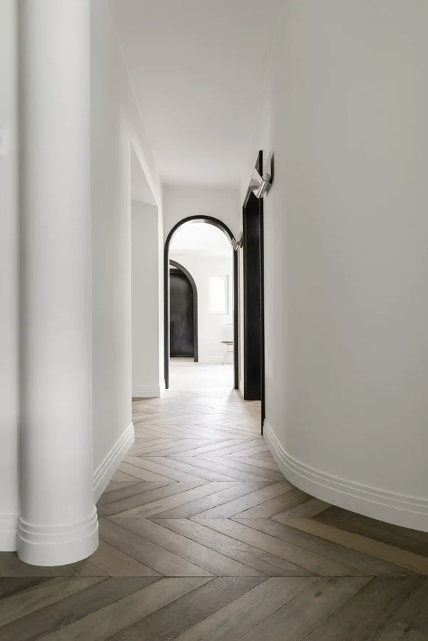 Плинтус / SX180 HIGH LINE